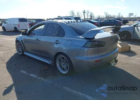 2014 Mitsubishi Lancer Evolution Gsr z USA, uszkodzony, nr VIN JA32W8FVXEU016178